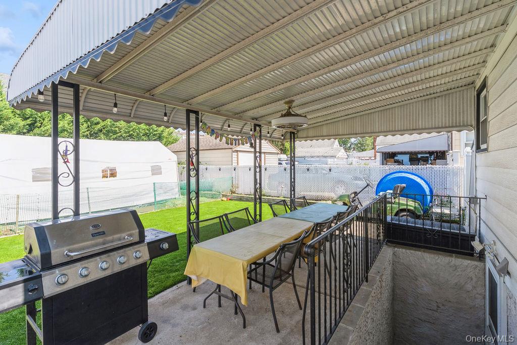 1472 Clay Street, Elmont, NY 11003