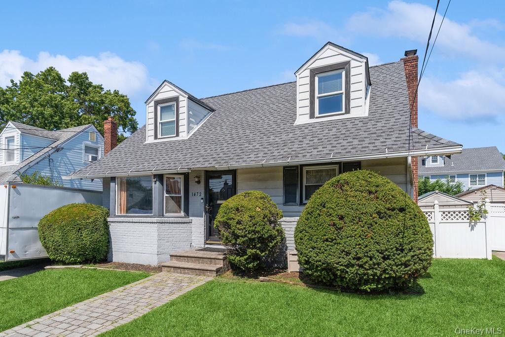 1472 Clay Street, Elmont, NY 11003
