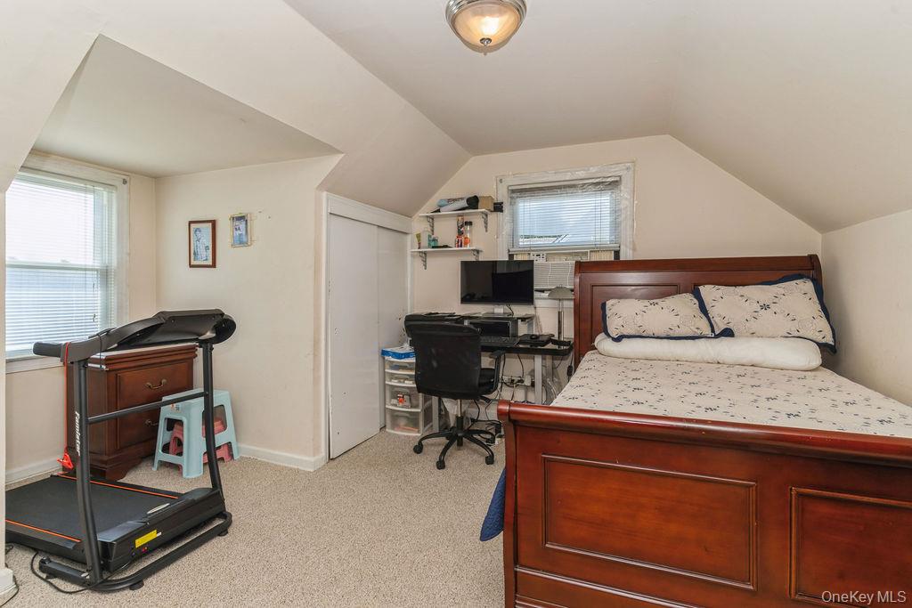 1472 Clay Street, Elmont, NY 11003