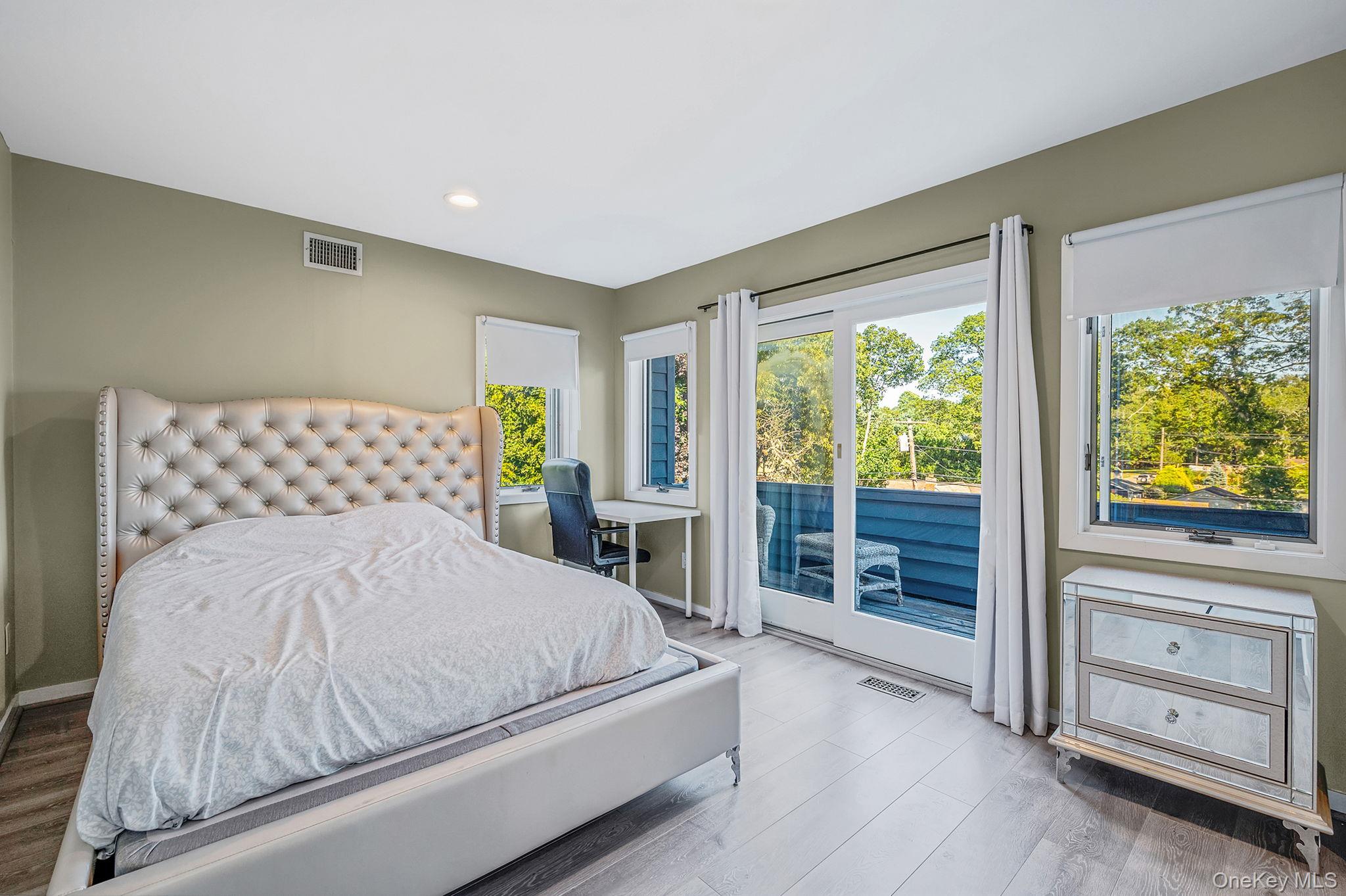 36 Roosevelt Boulevard, East Patchogue, NY 11772