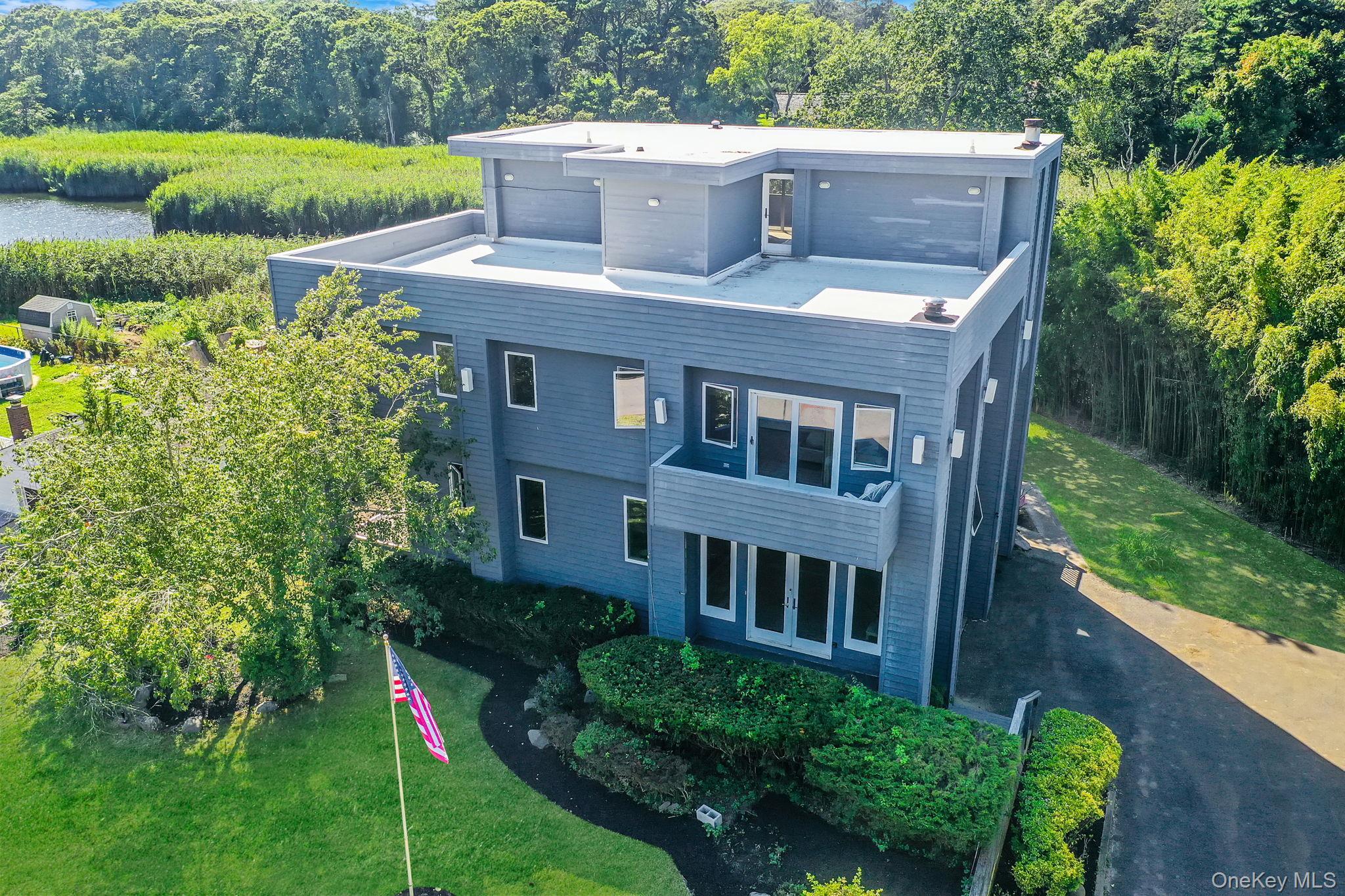 36 Roosevelt Boulevard, East Patchogue, NY 11772