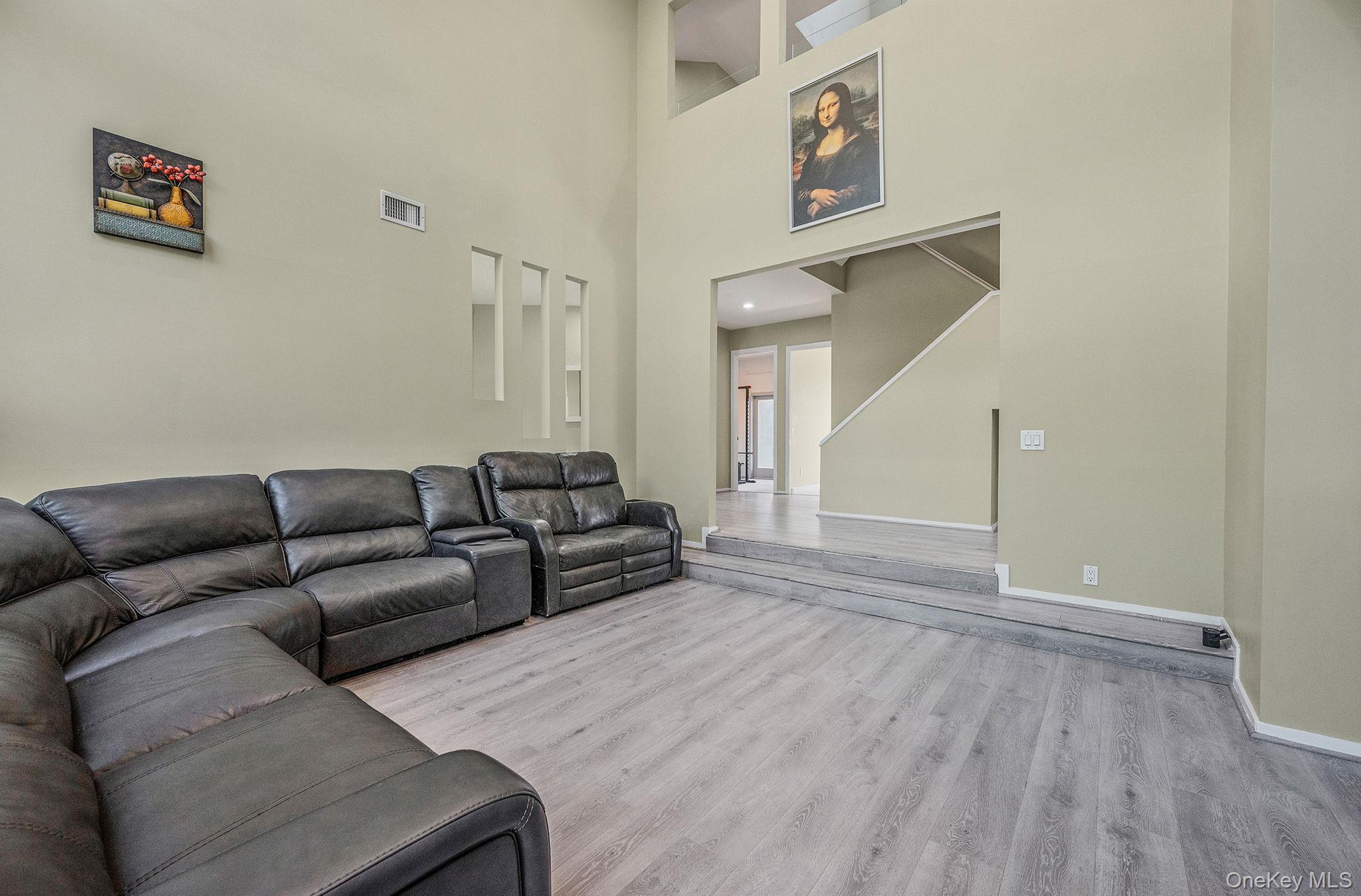 36 Roosevelt Boulevard, East Patchogue, NY 11772