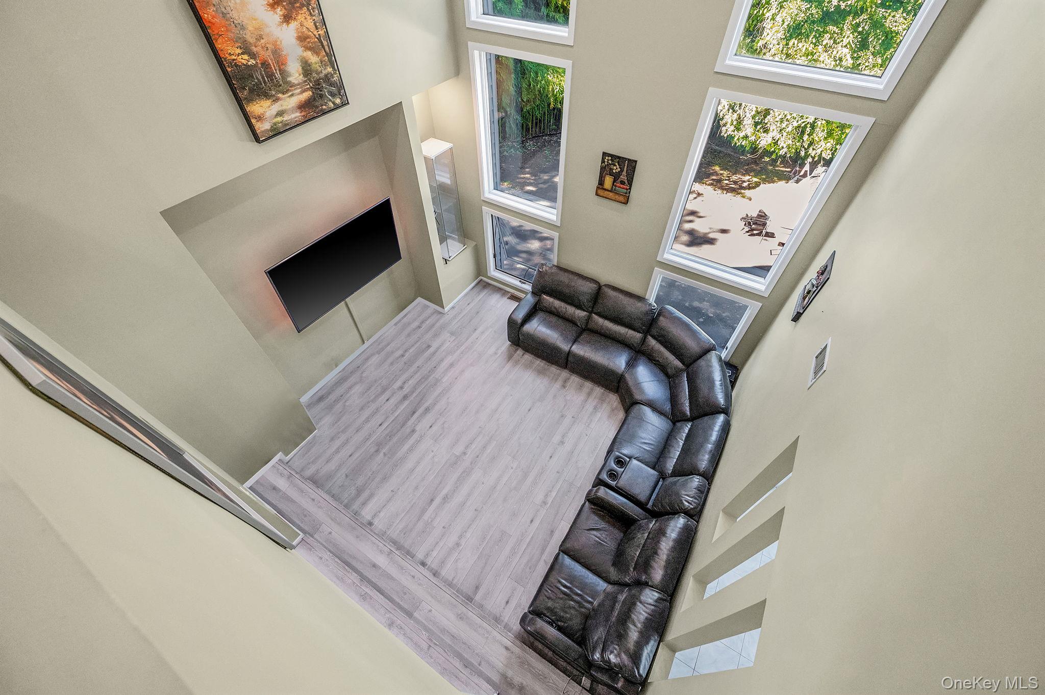 36 Roosevelt Boulevard, East Patchogue, NY 11772