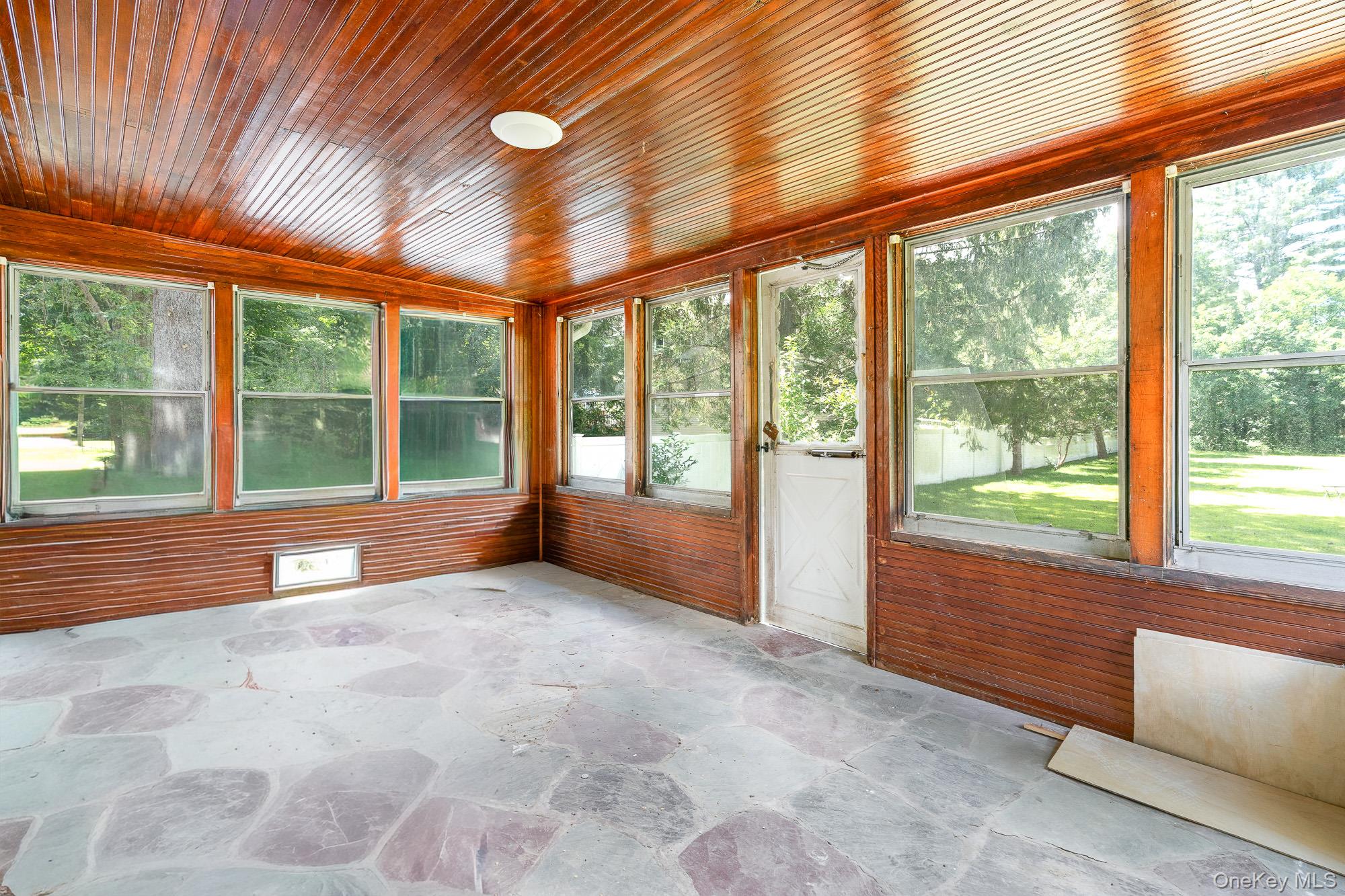 1802 Amazon Road, Mohegan Lake, NY 10547