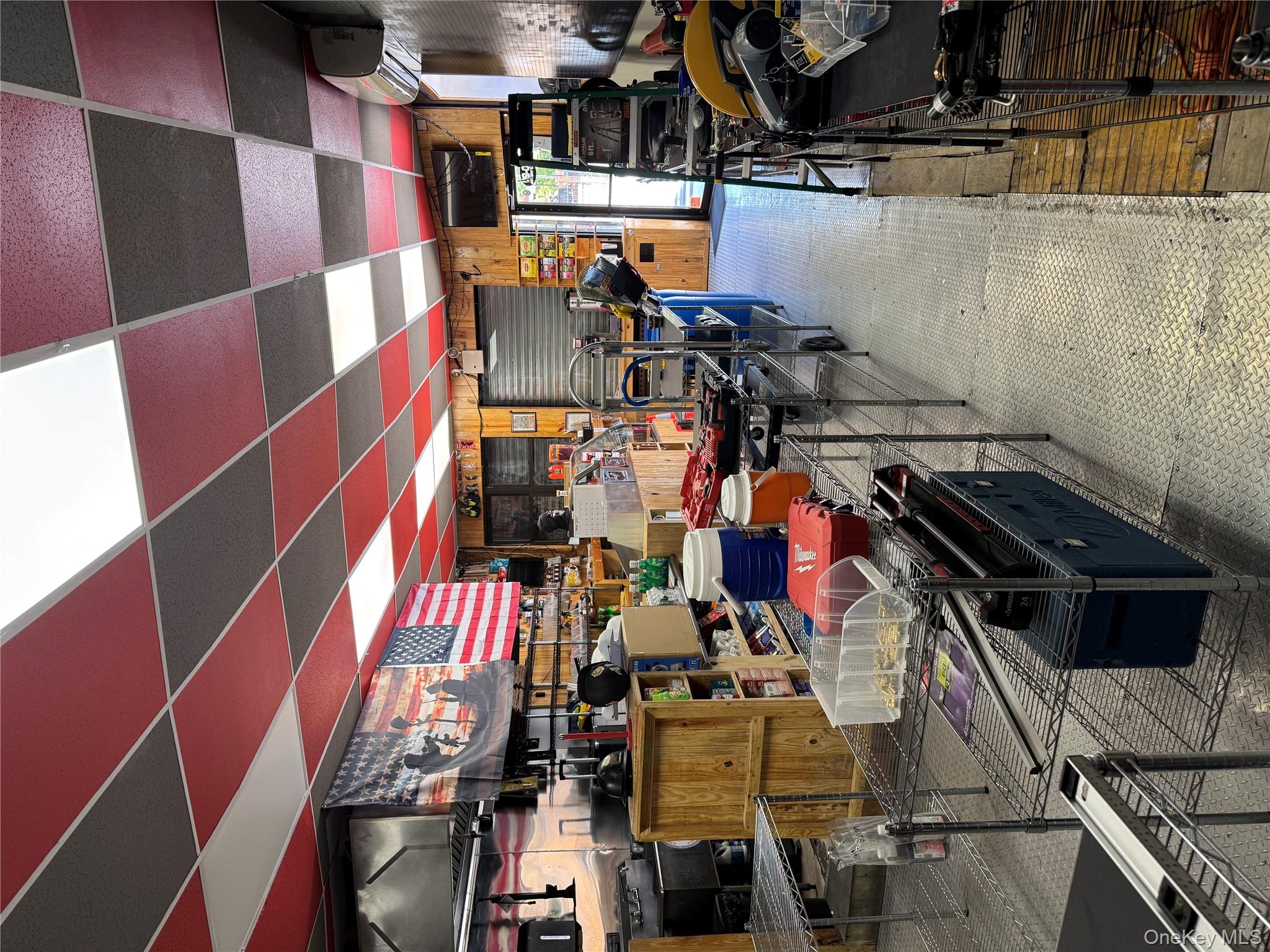 10-20 Cypress Ave # 1F, Ridgewood, NY 11385