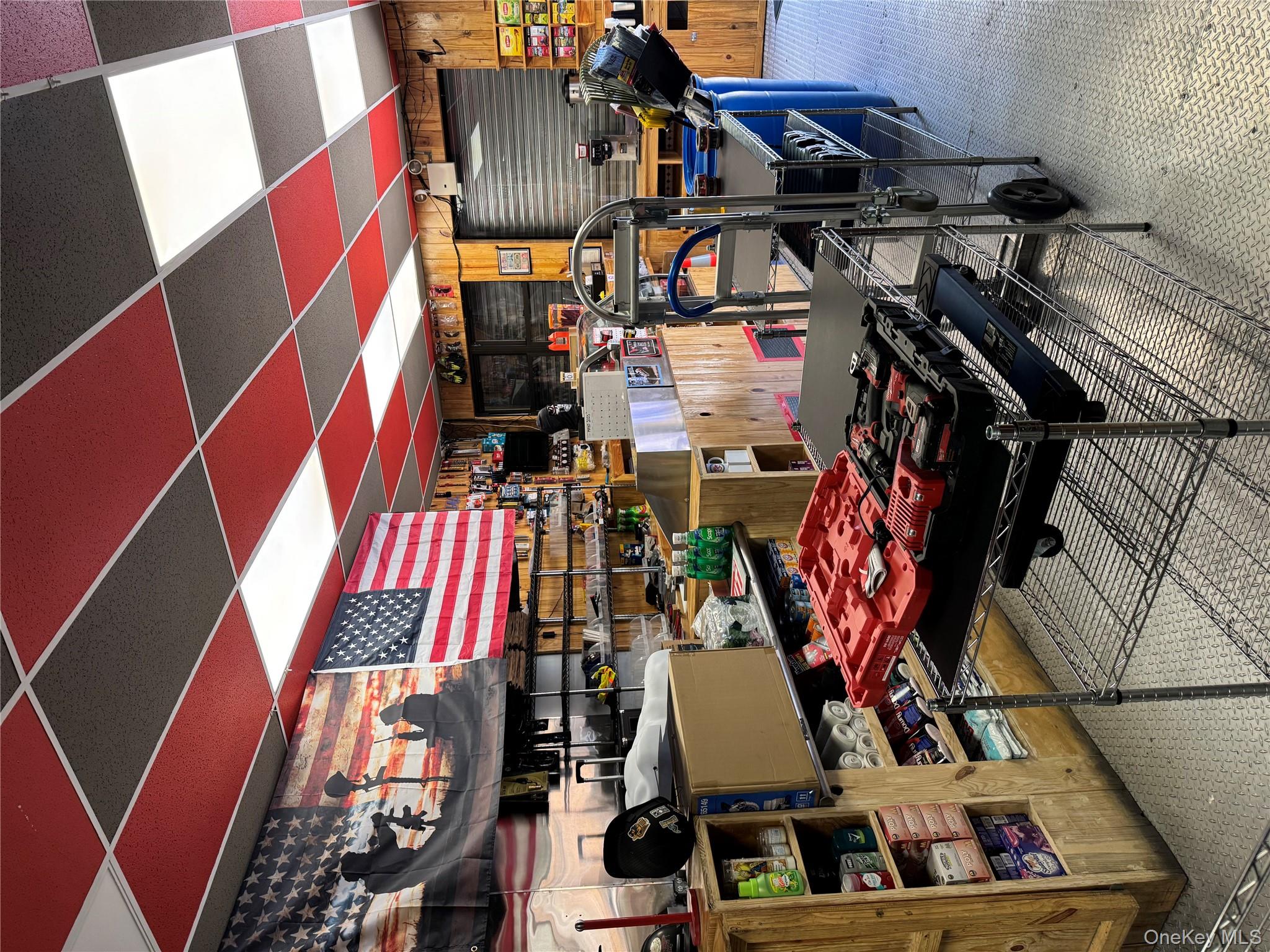 10-20 Cypress Ave # 1F, Ridgewood, NY 11385