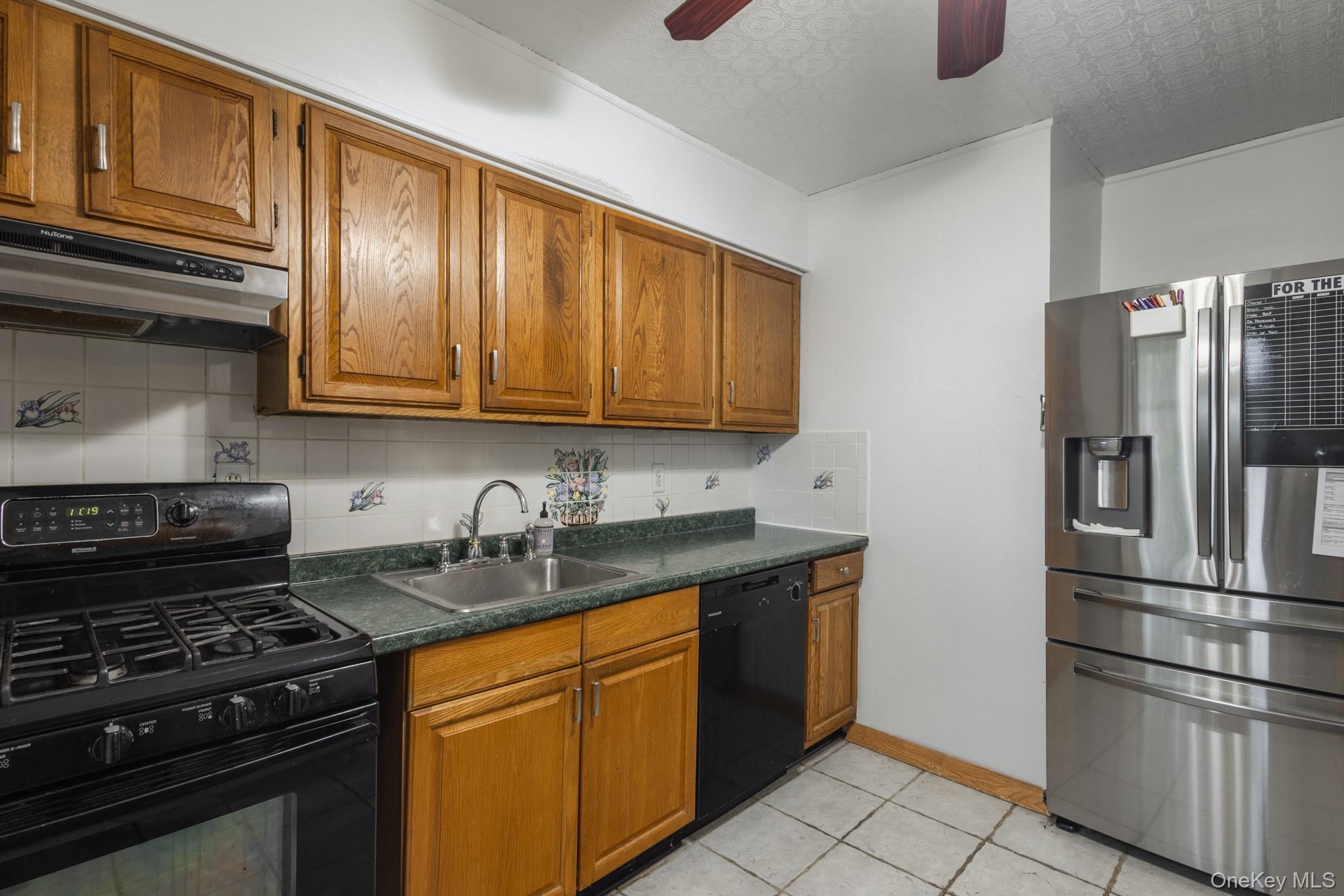 74-81 220th Street # 094B1, Bayside, NY 11364