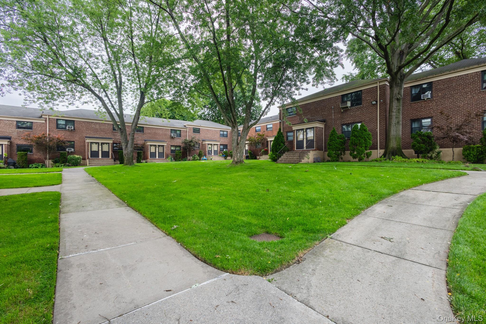 74-81 220th Street # 094B1, Bayside, NY 11364