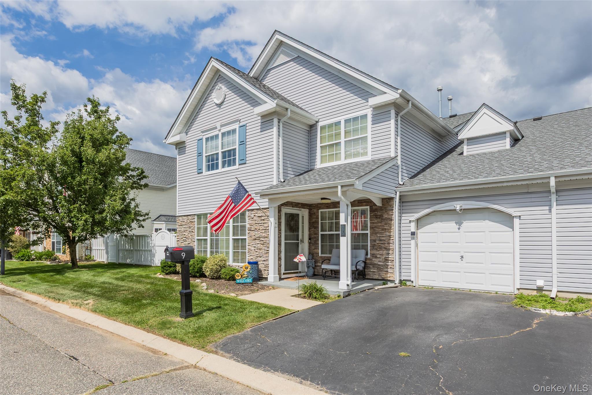 9 Casey Lane, Middle Island, NY 11953