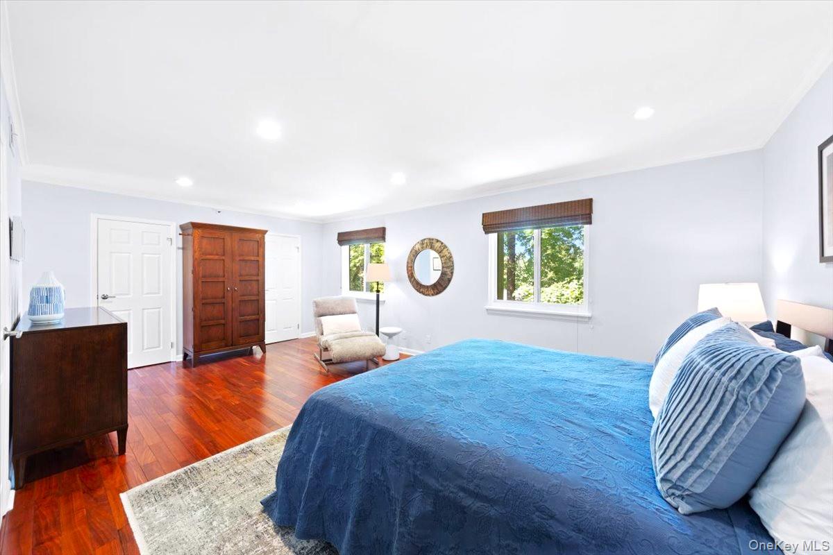 301 Old Cedar Road, Hartsdale, NY 10530