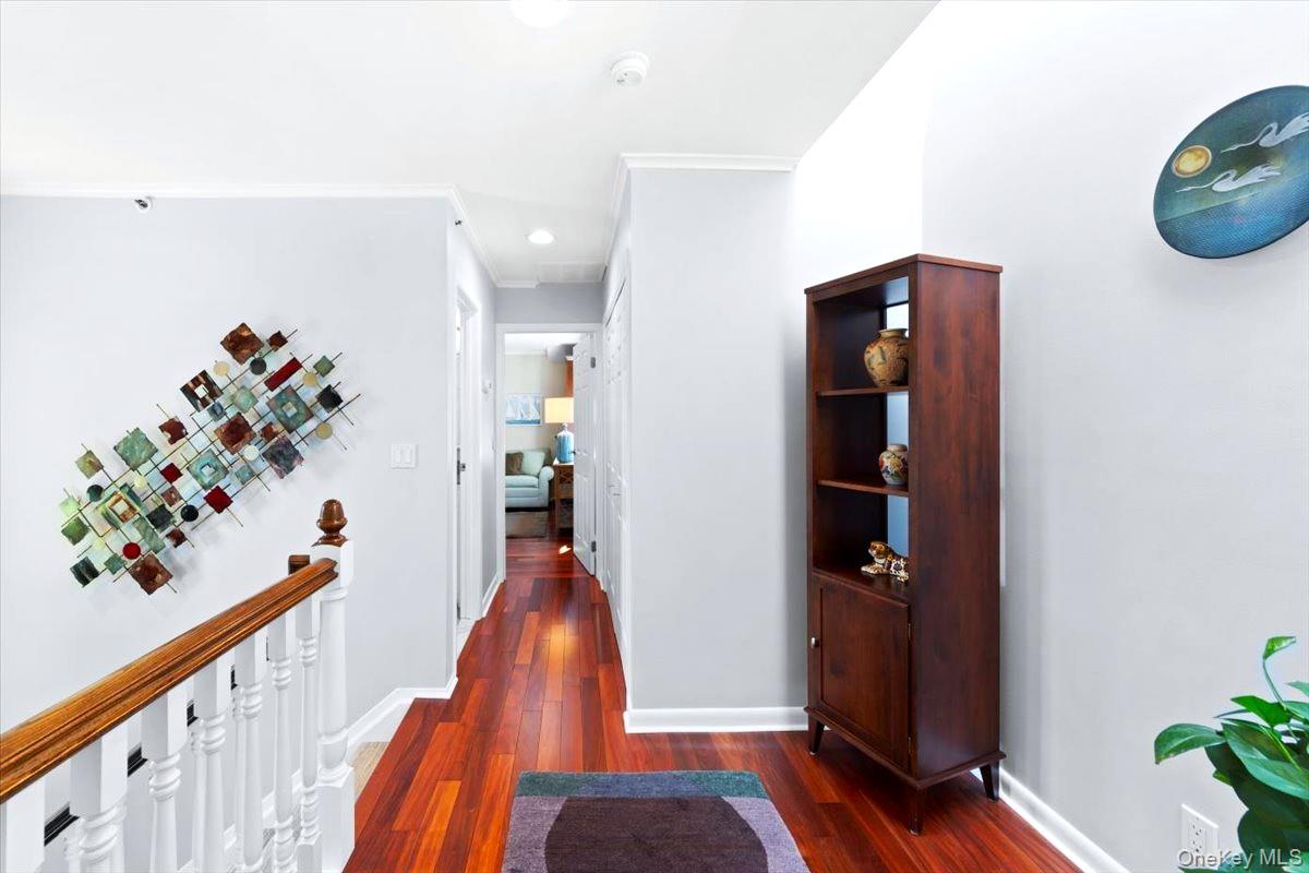 301 Old Cedar Road, Hartsdale, NY 10530