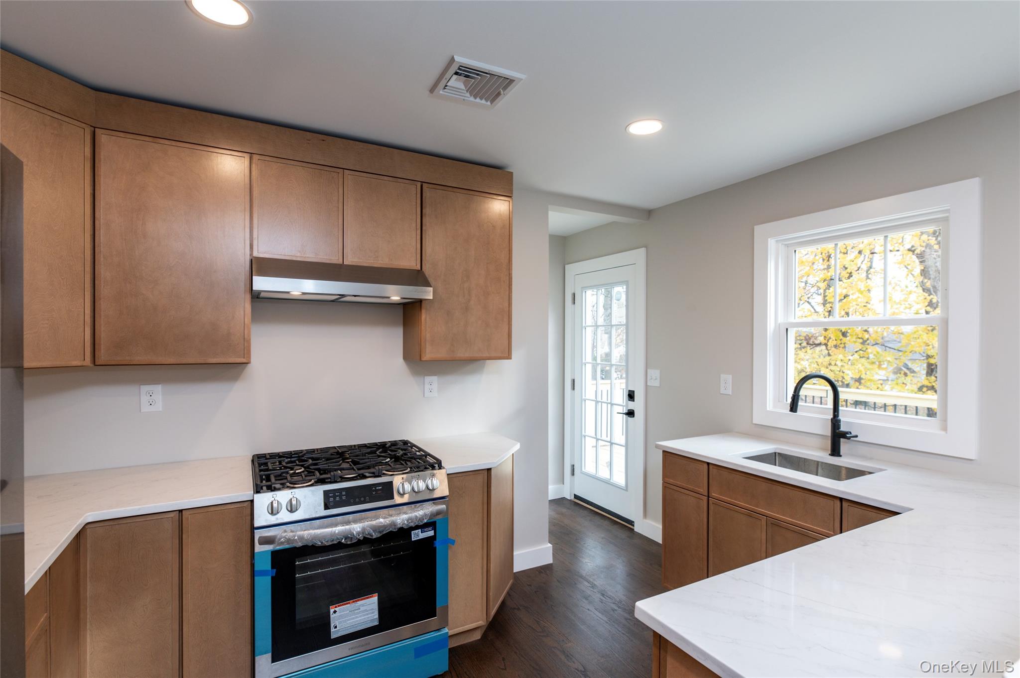 115 Washington Avenue, Tappan, NY 10983