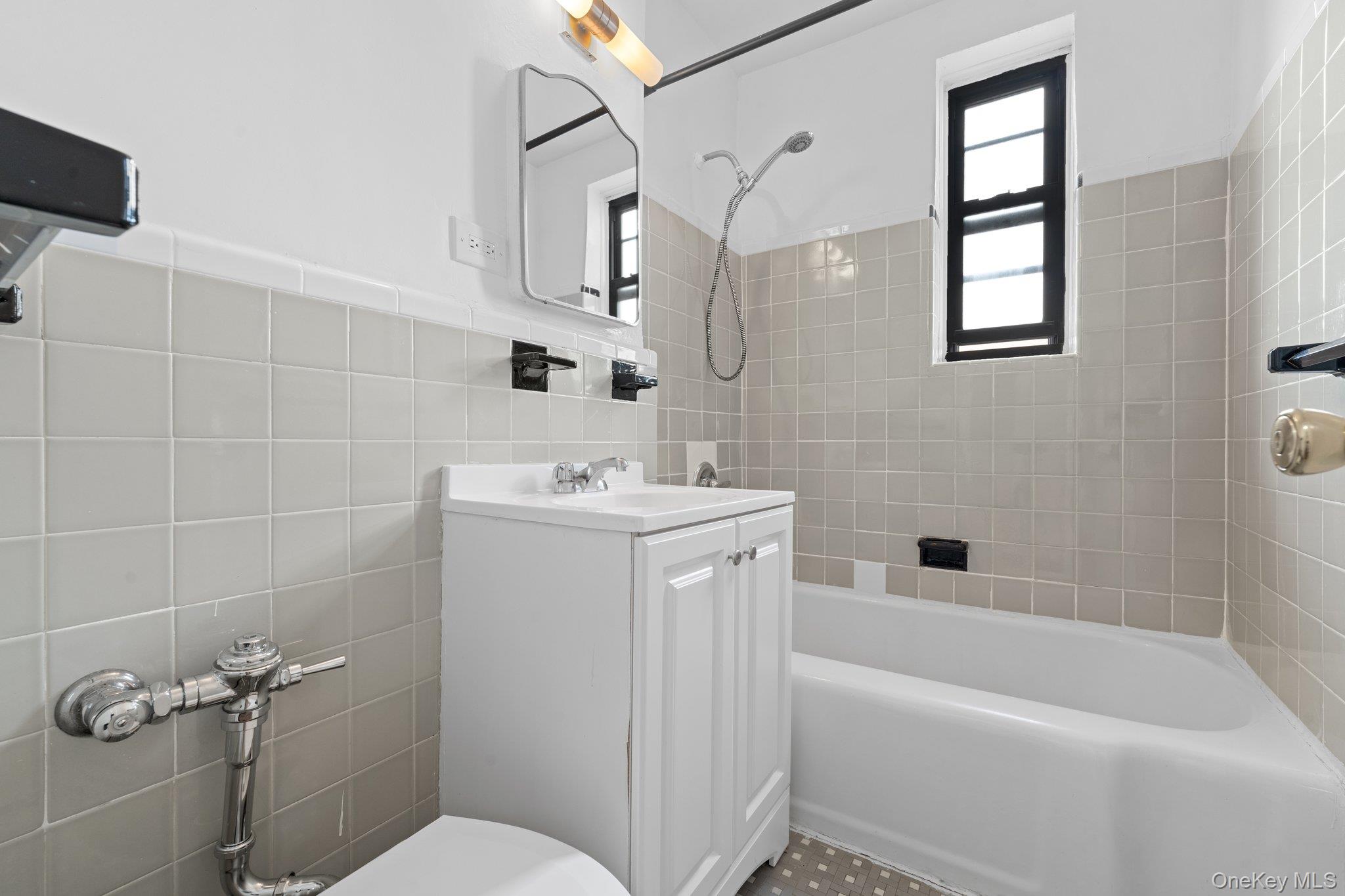 37-27 86th Street # 3E, Jackson Heights, NY 11372