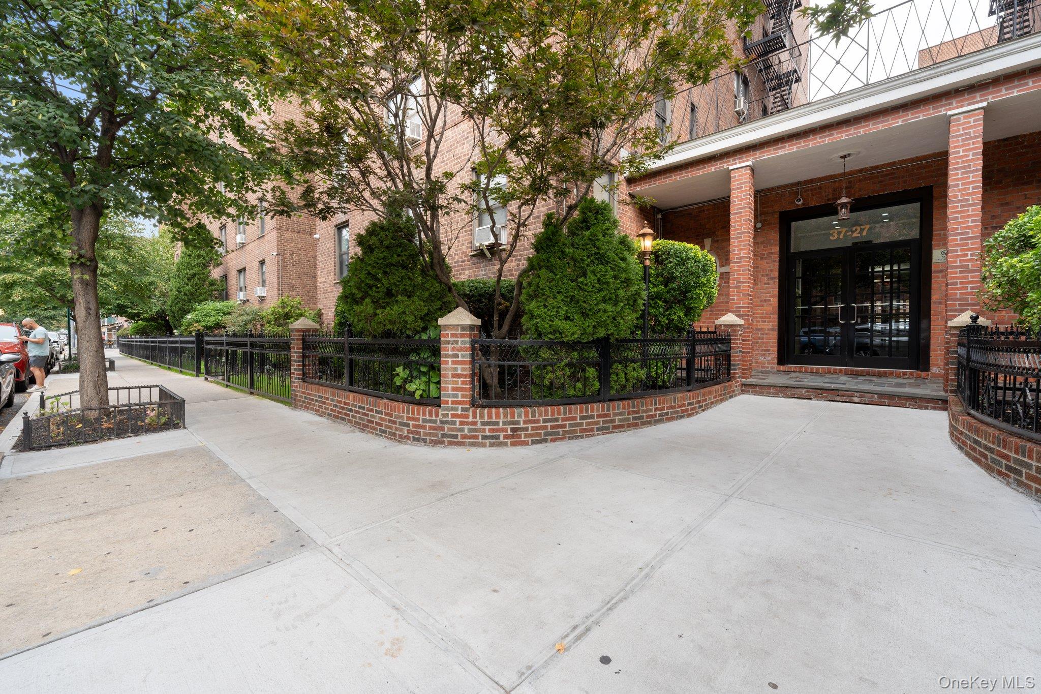 37-27 86th Street # 3E, Jackson Heights, NY 11372