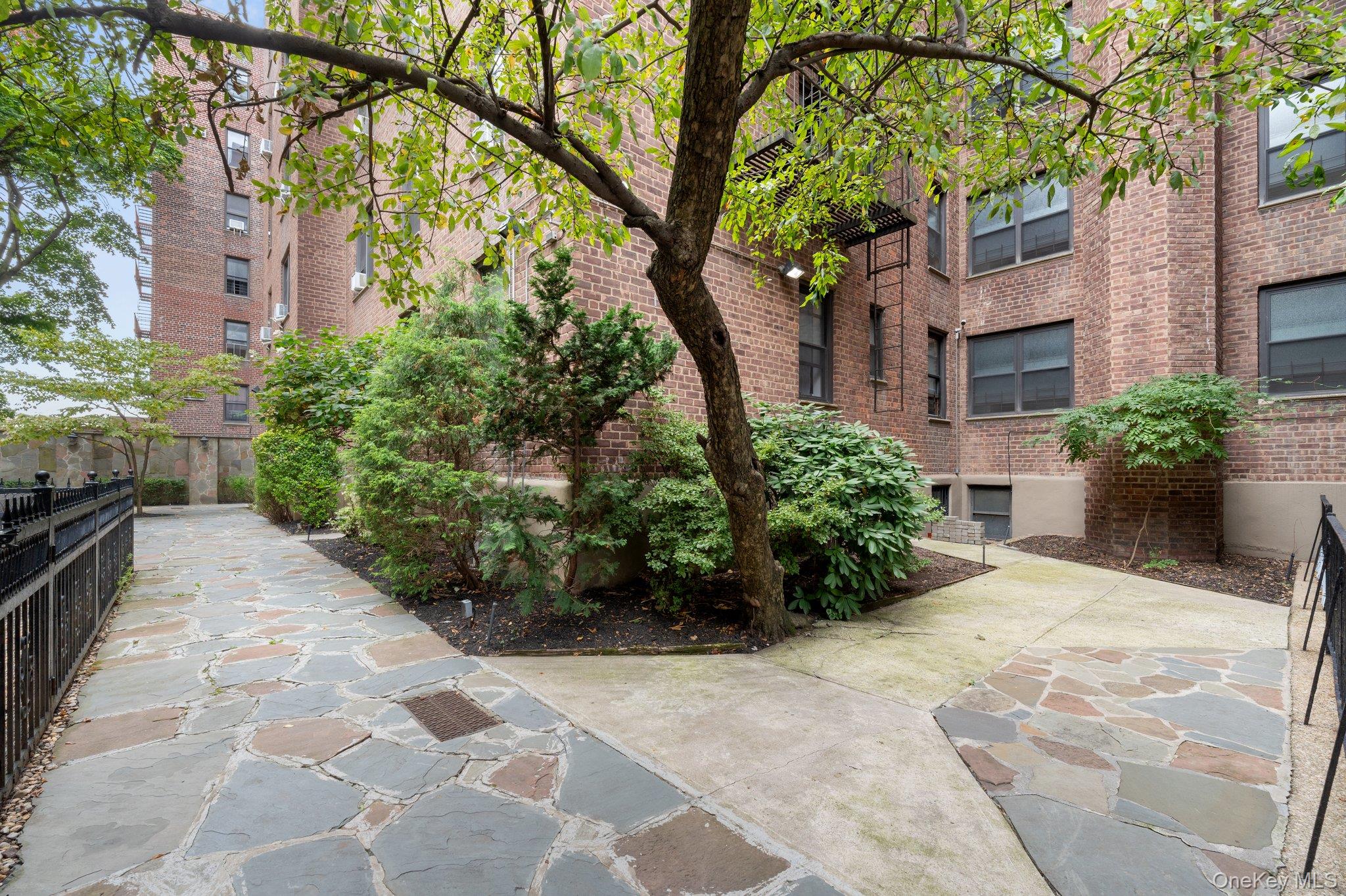37-27 86th Street # 3E, Jackson Heights, NY 11372