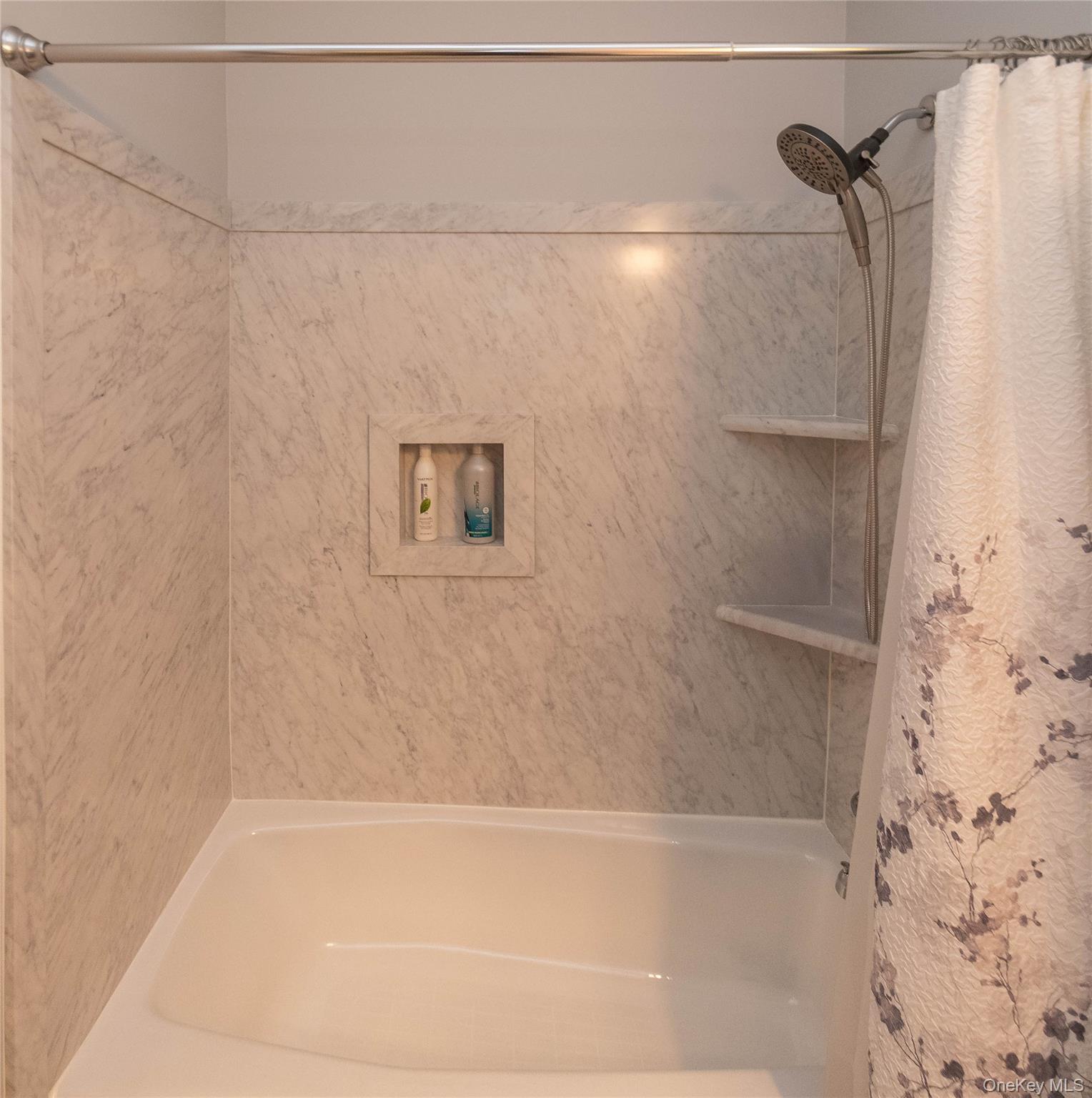 1 Westbrook Road, Newburgh, NY 12550