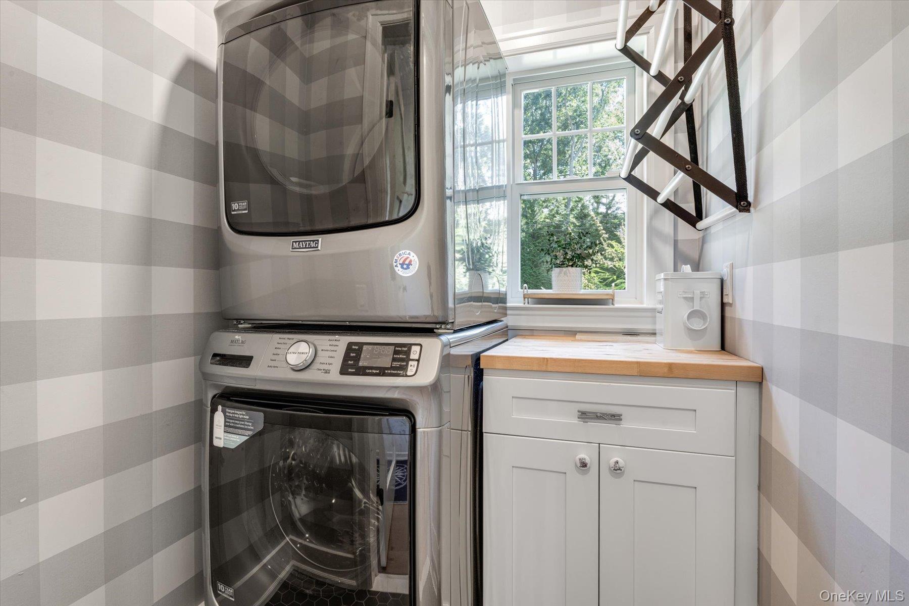 45 Old Sag Harbor Road, Southampton, NY 11968