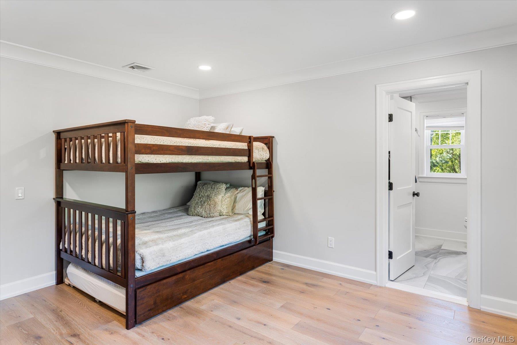 45 Old Sag Harbor Road, Southampton, NY 11968