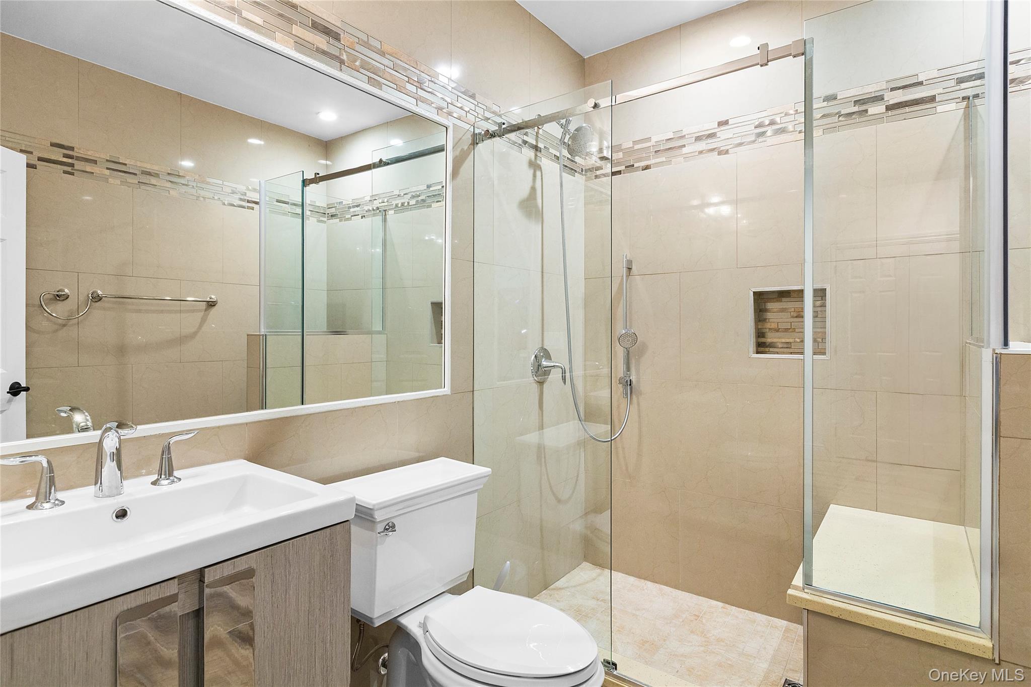 141 Middle Pond Road, Southampton, NY 11968