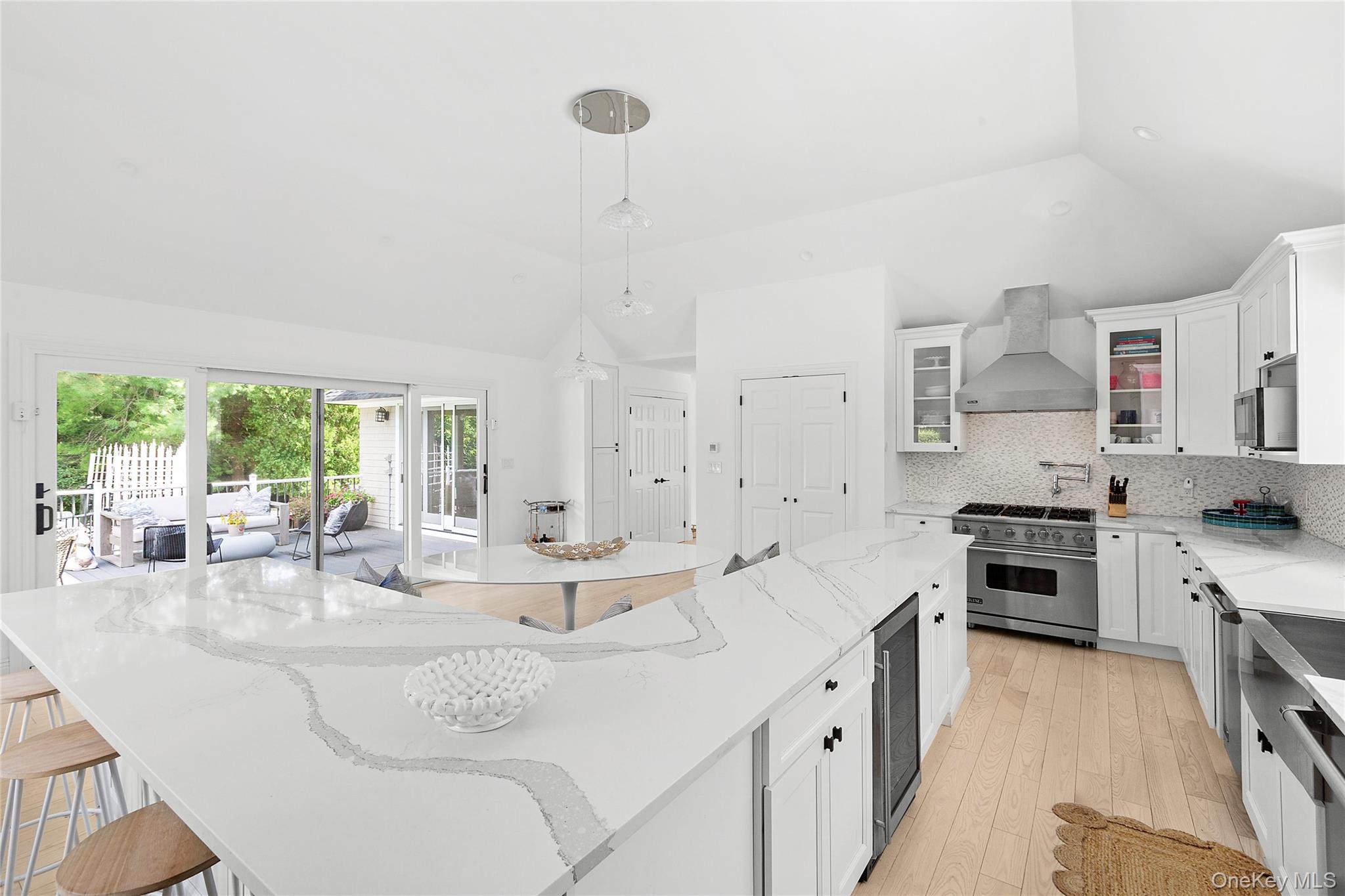 141 Middle Pond Road, Southampton, NY 11968