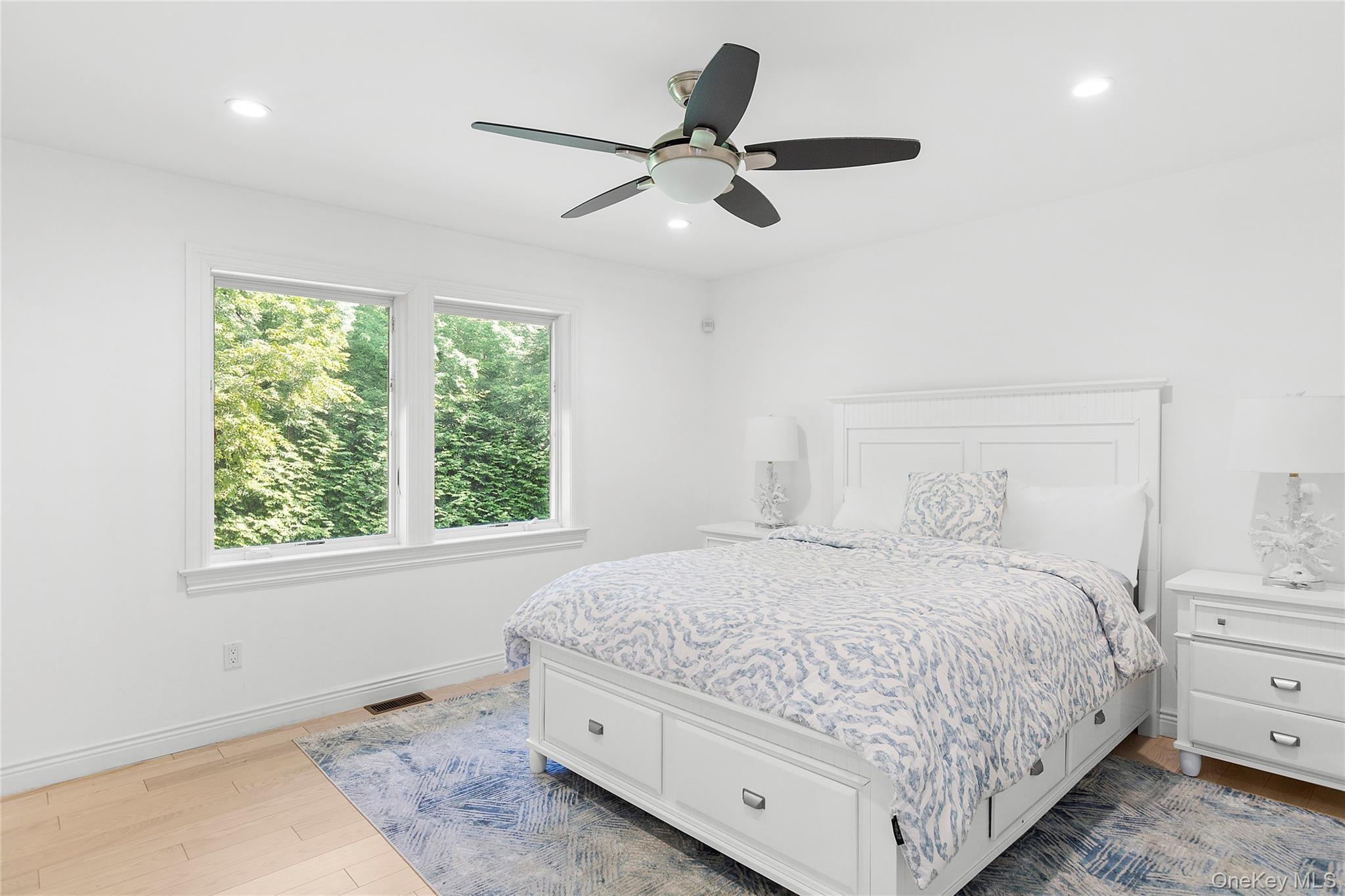 141 Middle Pond Road, Southampton, NY 11968