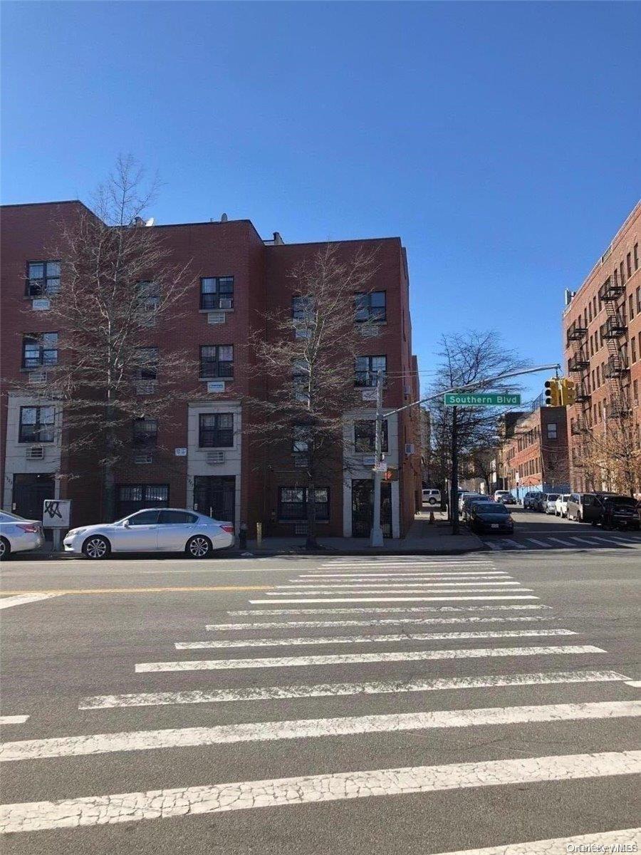 1989 Southern Boulevard, Bronx, NY 10460