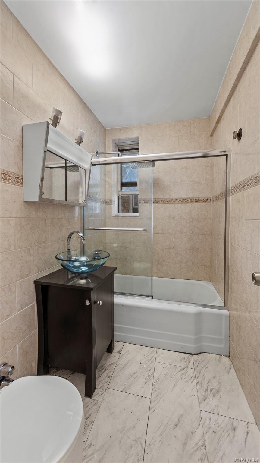 300 N Broadway # 2H, Yonkers, NY 10701