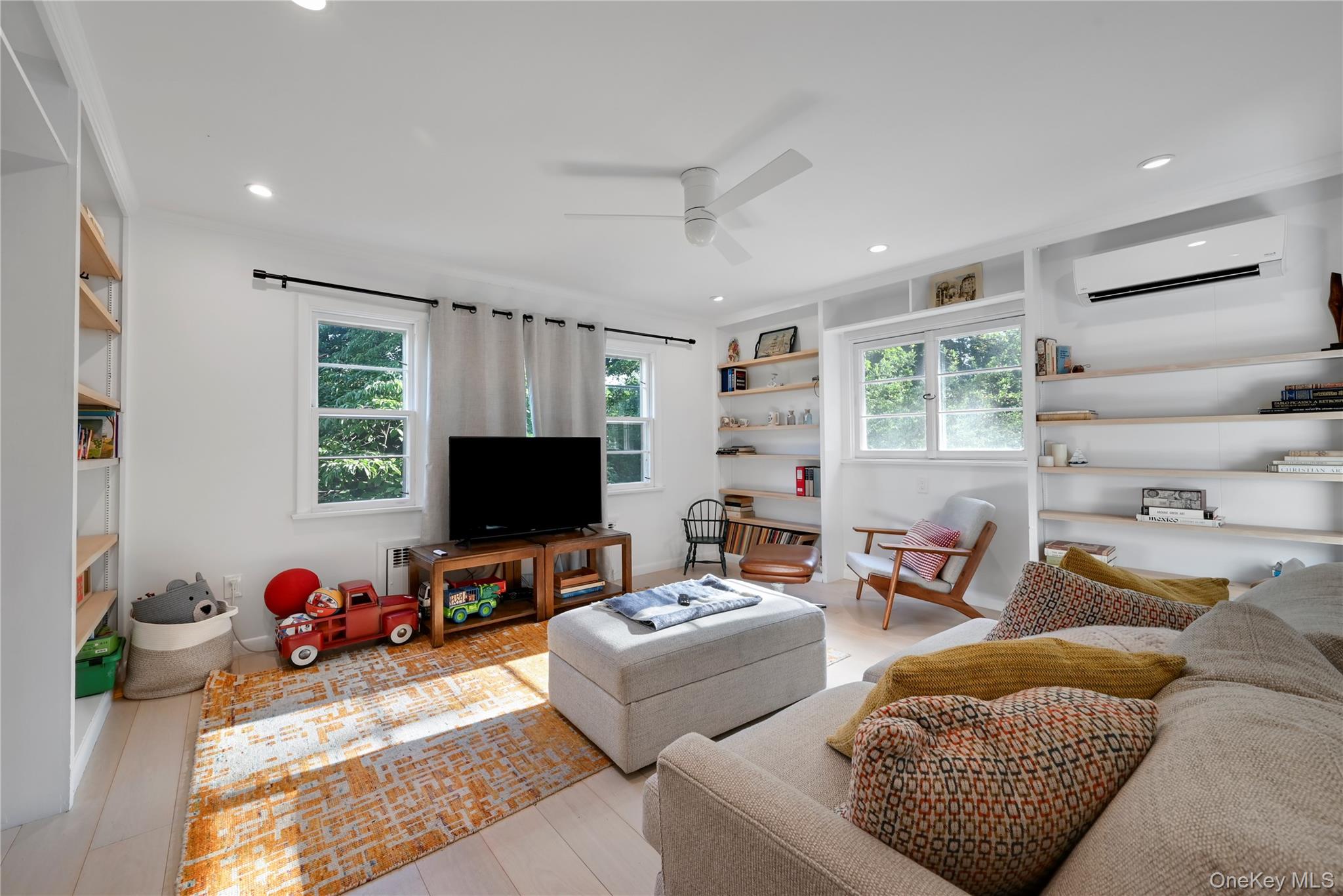 47 Mountainview Dr., Tomkins Cove, NY 10986