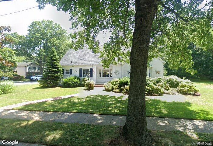 155 Beech Street, Floral Park, NY 11001