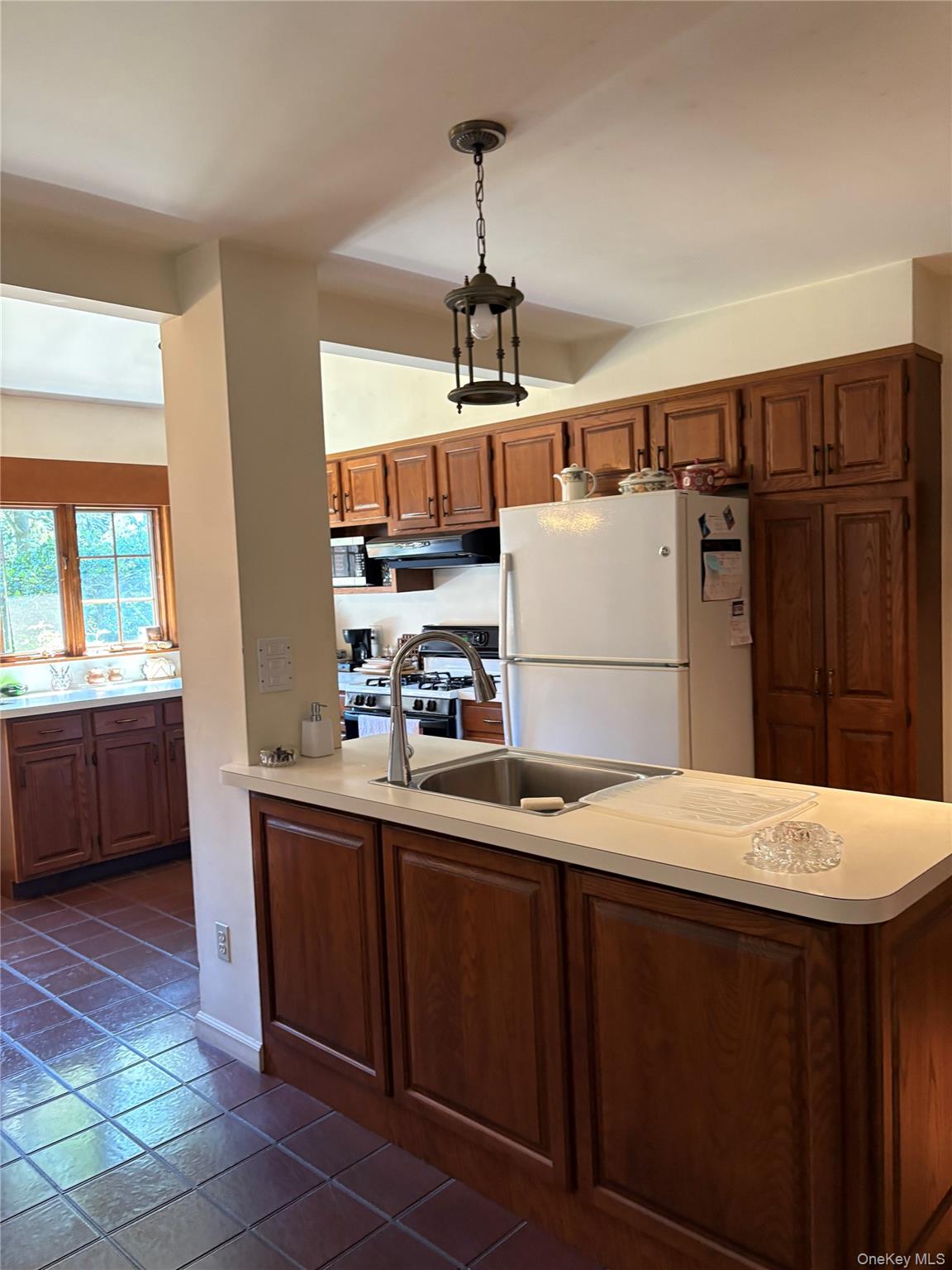 53-34 Browvale Lane, Little Neck, NY 11362