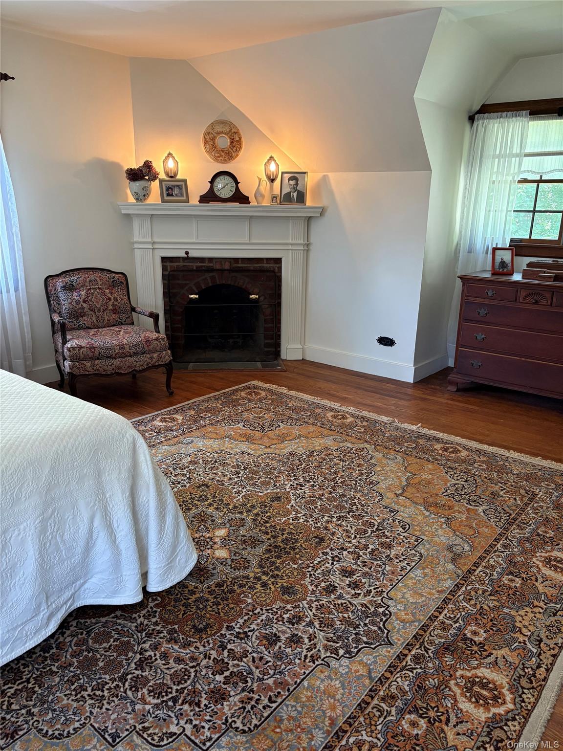 53-34 Browvale Lane, Little Neck, NY 11362