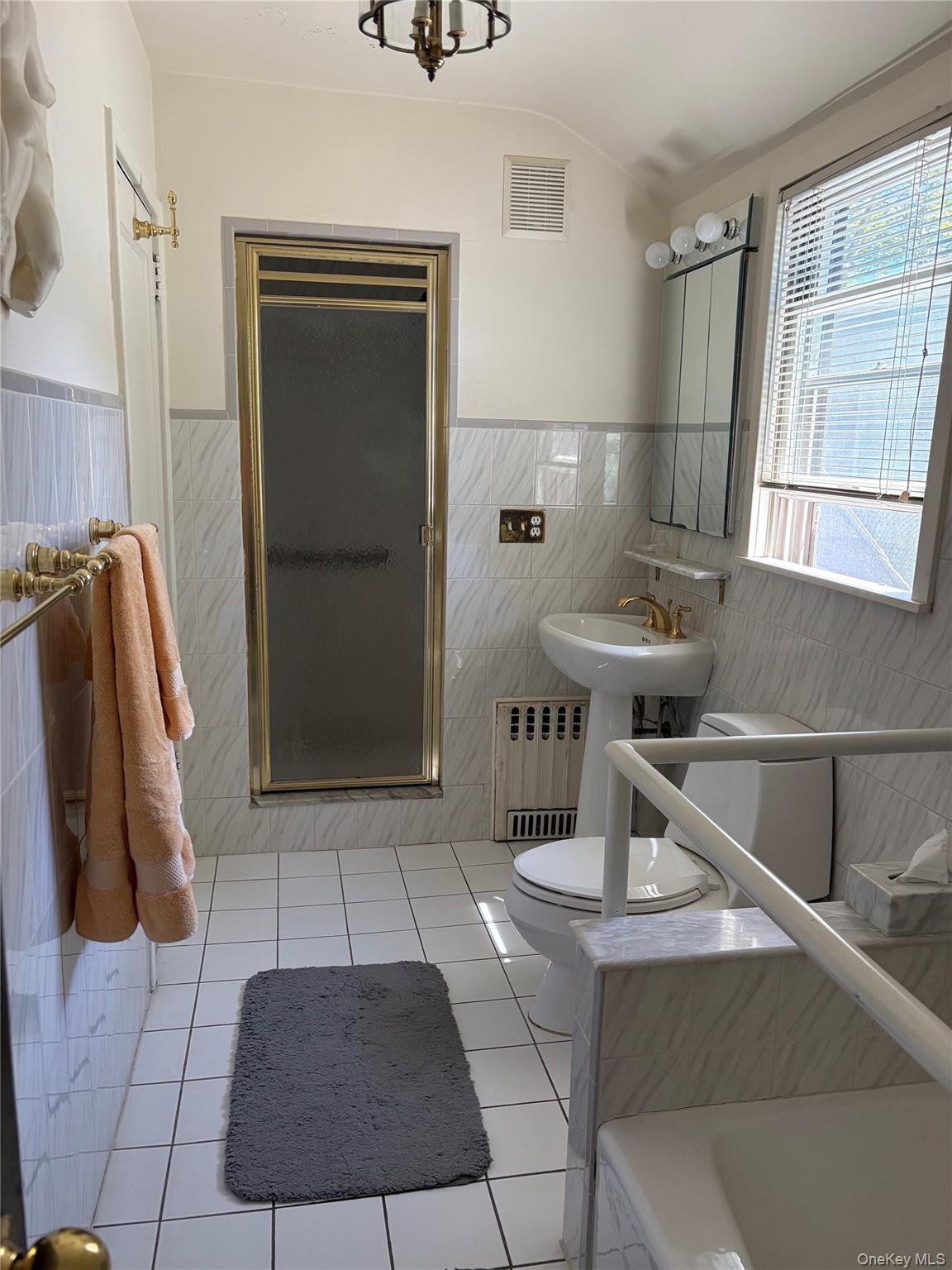 53-34 Browvale Lane, Little Neck, NY 11362