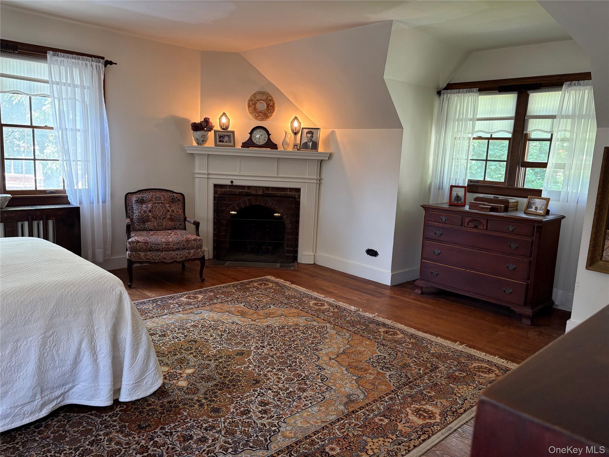 53-34 Browvale Lane, Little Neck, NY 11362