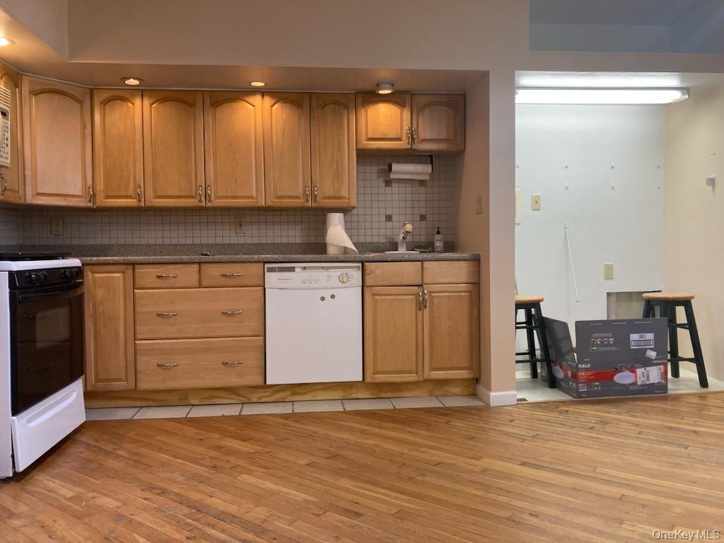 18 Washington Avenue, Port Jervis, NY 12771