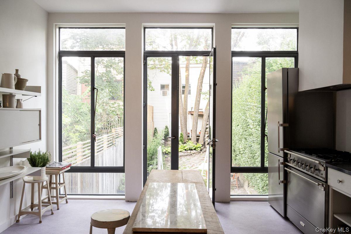 10 Union Street, Hudson, NY 12534