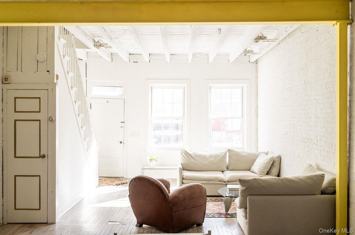 10 Union Street, Hudson, NY 12534