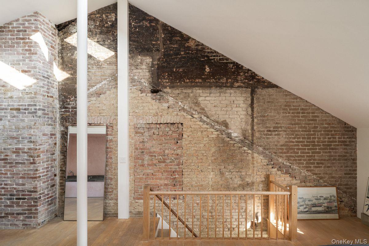 10 Union Street, Hudson, NY 12534