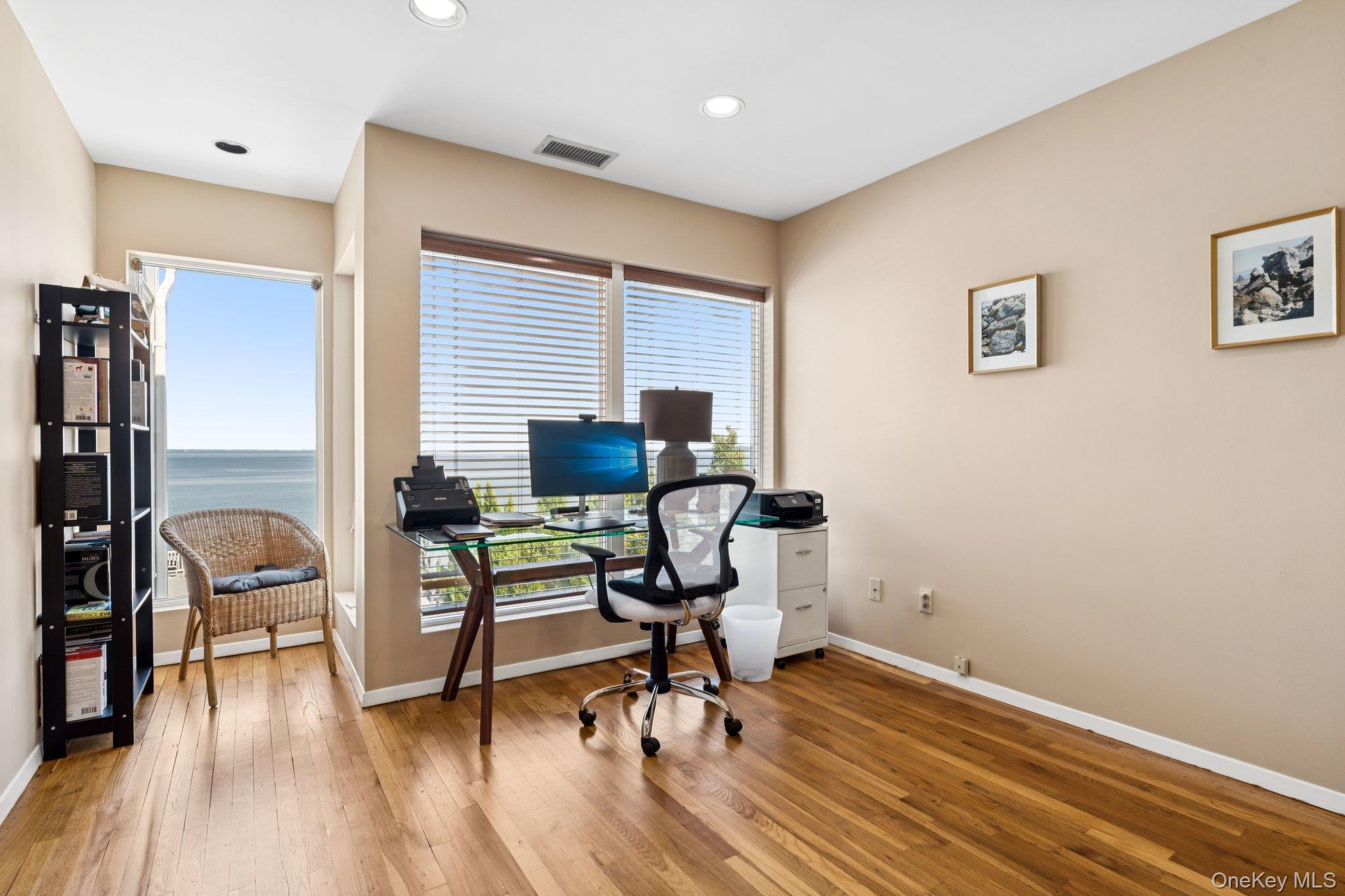 19 Oak Point Drive N, Bayville, NY 11709