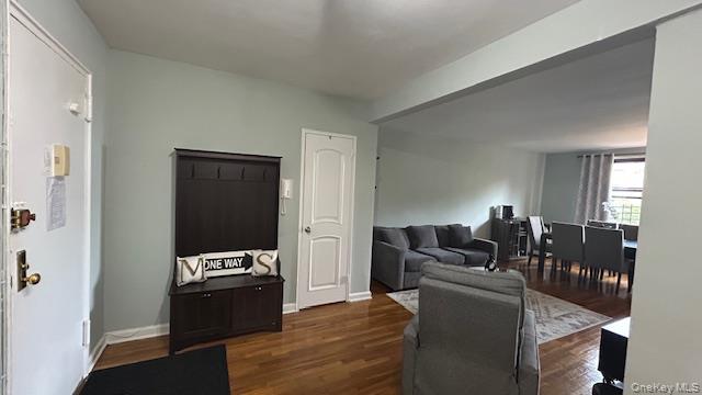 84-01 Main Street # 627, Briarwood, NY 11435