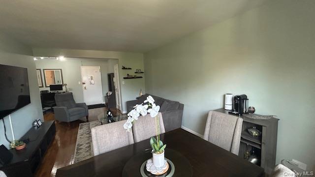 84-01 Main Street # 627, Briarwood, NY 11435