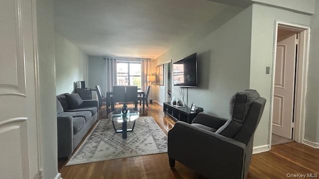 84-01 Main Street # 627, Briarwood, NY 11435