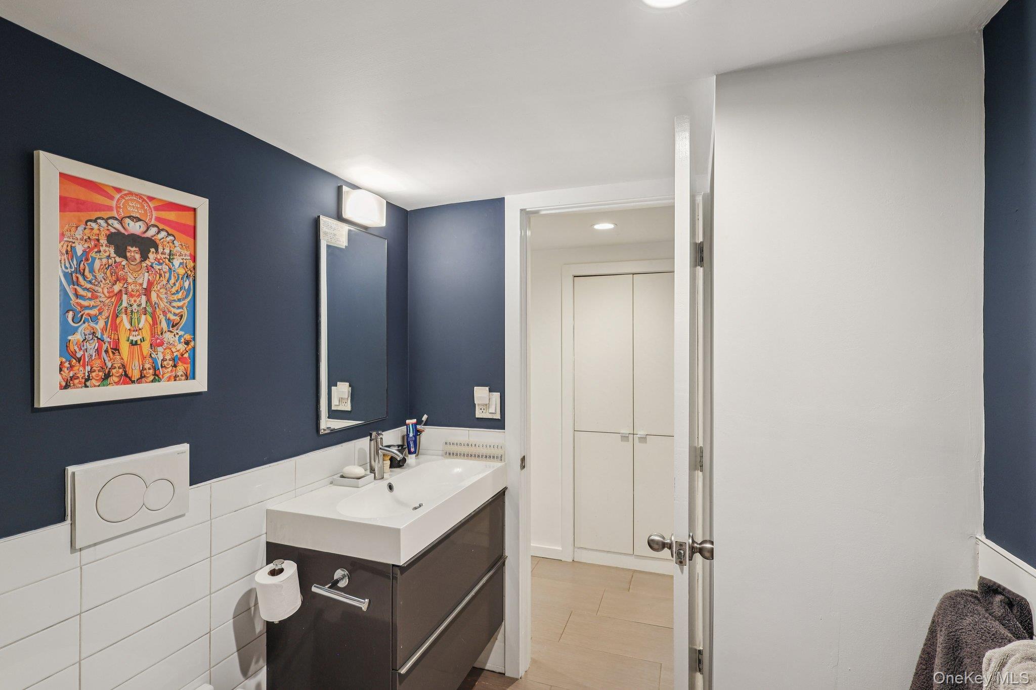 12 Manning Road, Glen Cove, NY 11542