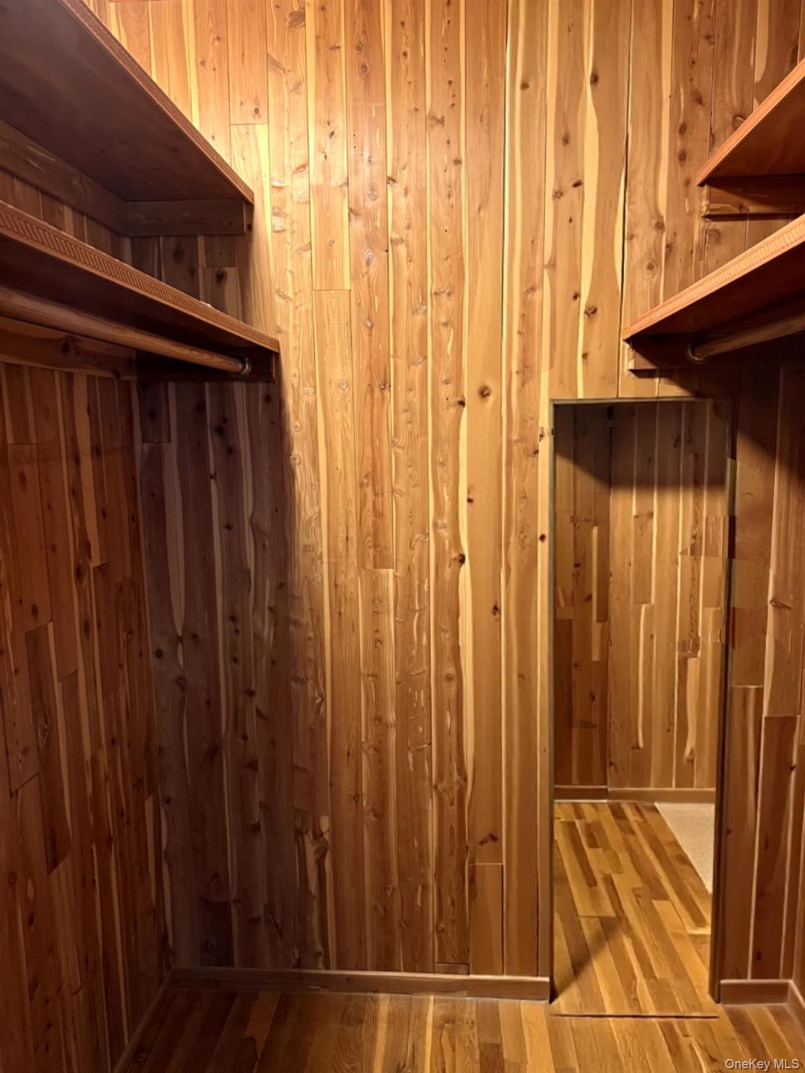 12 Manning Road, Glen Cove, NY 11542