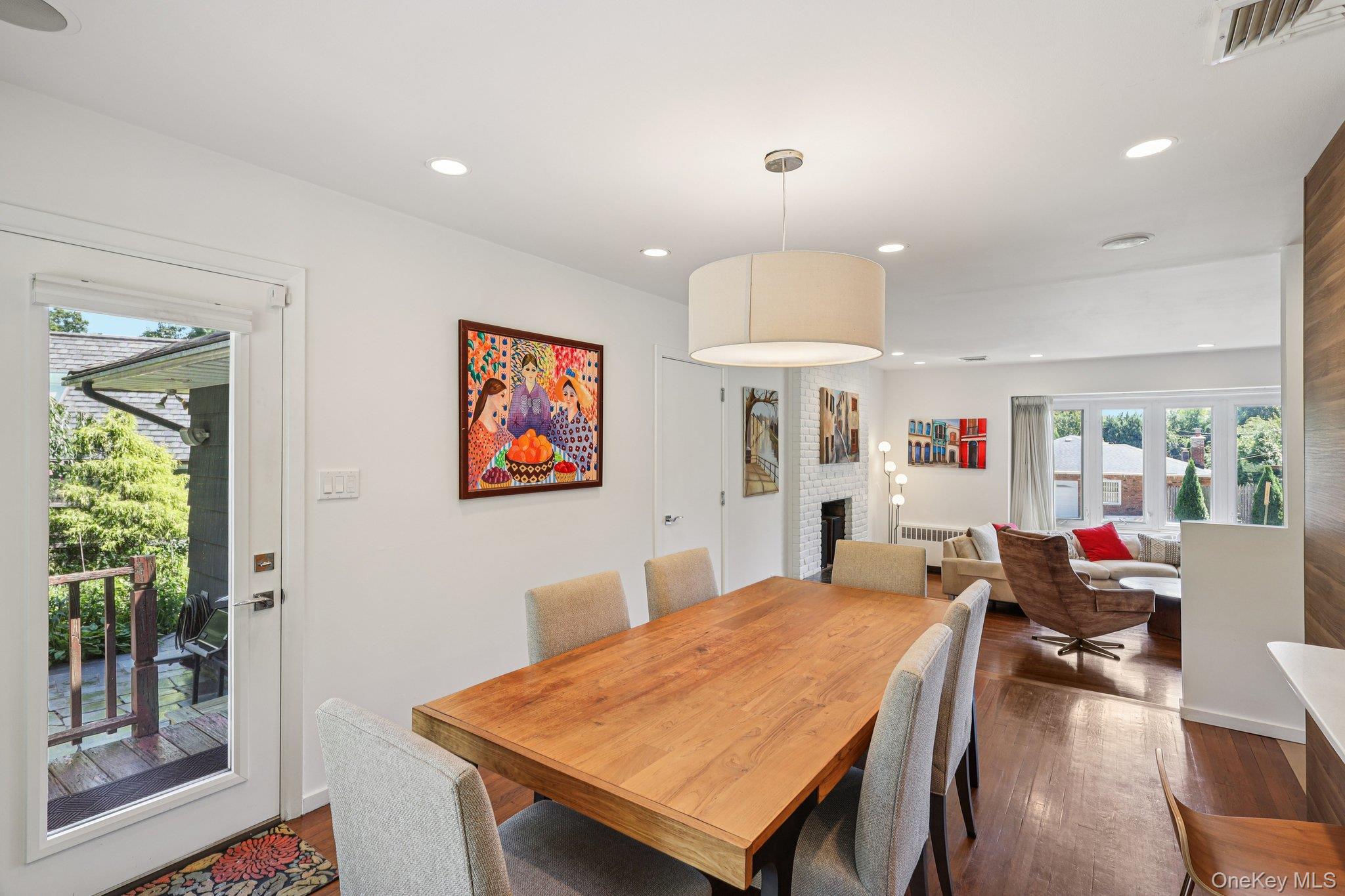 12 Manning Road, Glen Cove, NY 11542