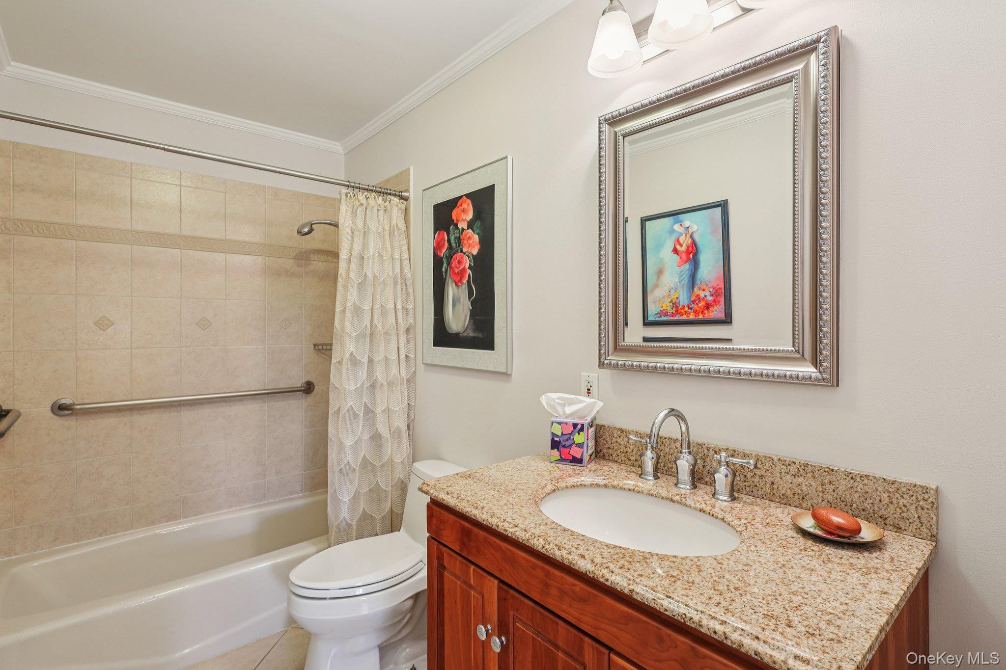 12 Manning Road, Glen Cove, NY 11542