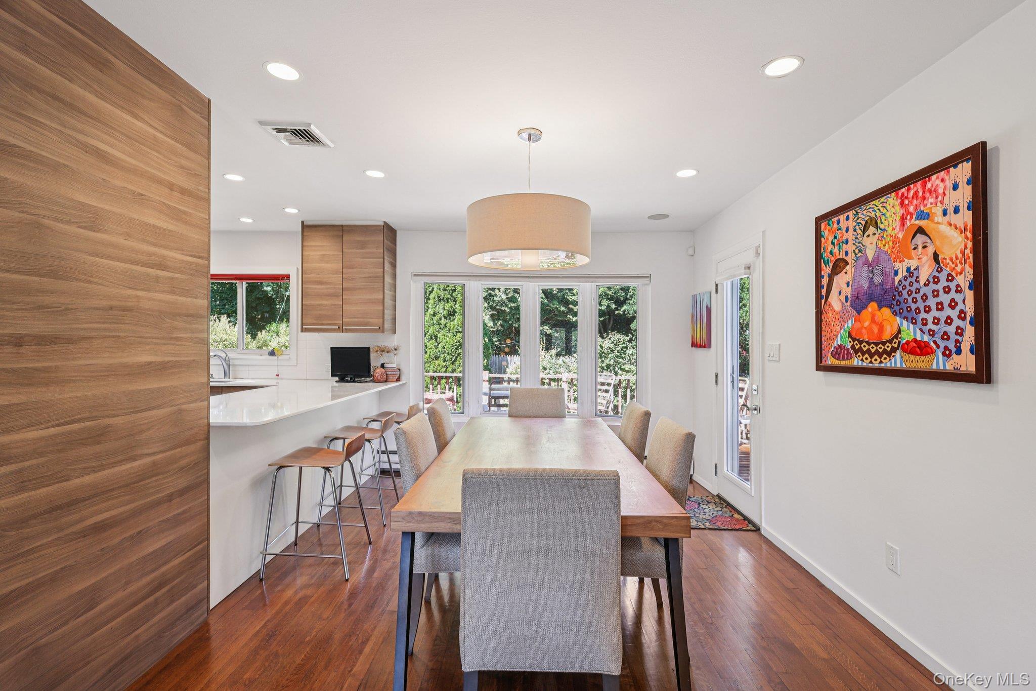 12 Manning Road, Glen Cove, NY 11542