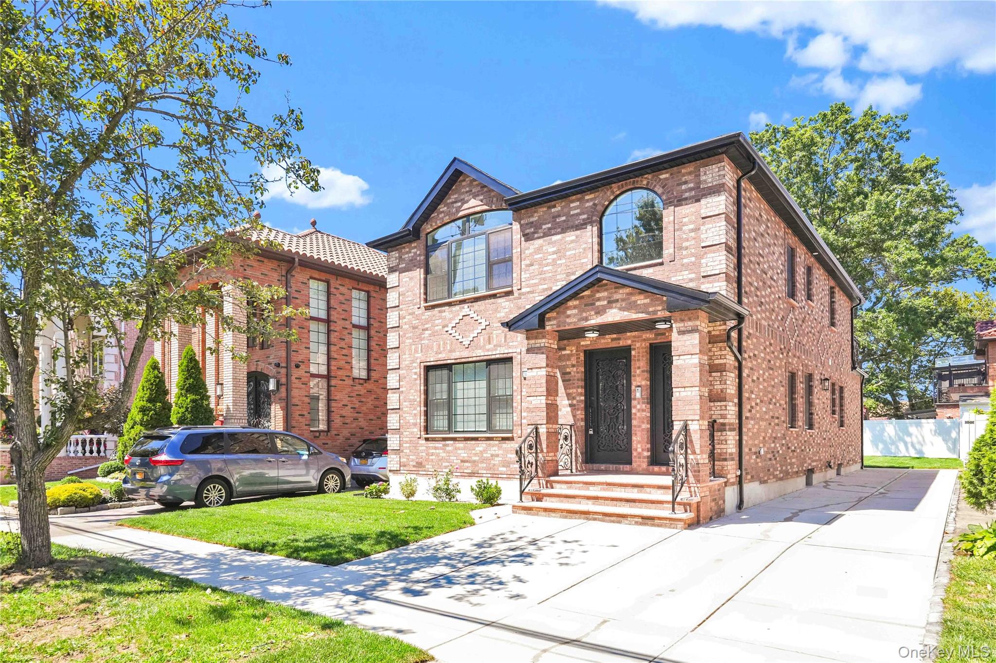 244-89 61st Avenue, Little Neck, NY 11362