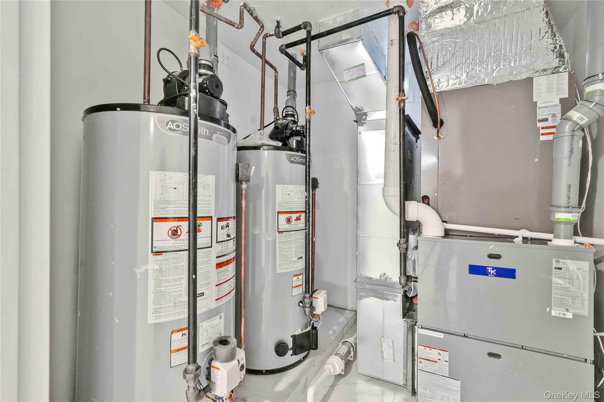 244-89 61st Avenue, Little Neck, NY 11362