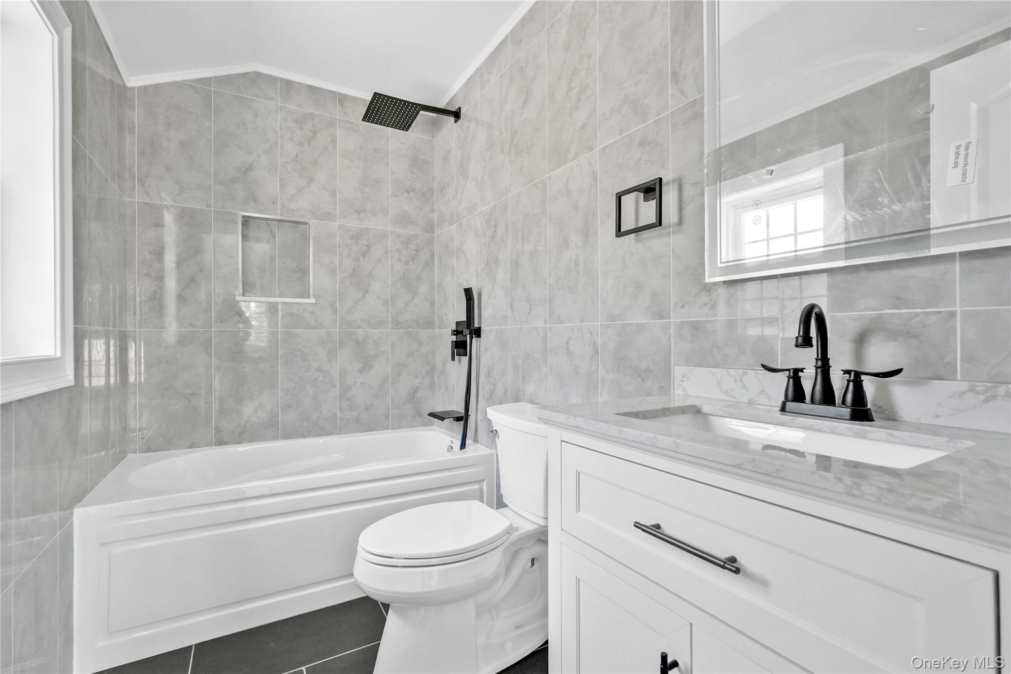 244-89 61st Avenue, Little Neck, NY 11362