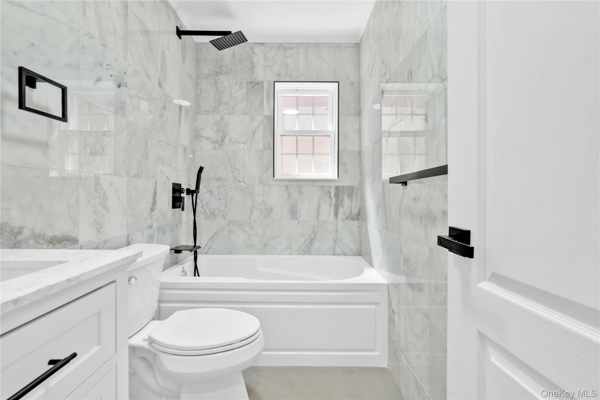 244-89 61st Avenue, Little Neck, NY 11362